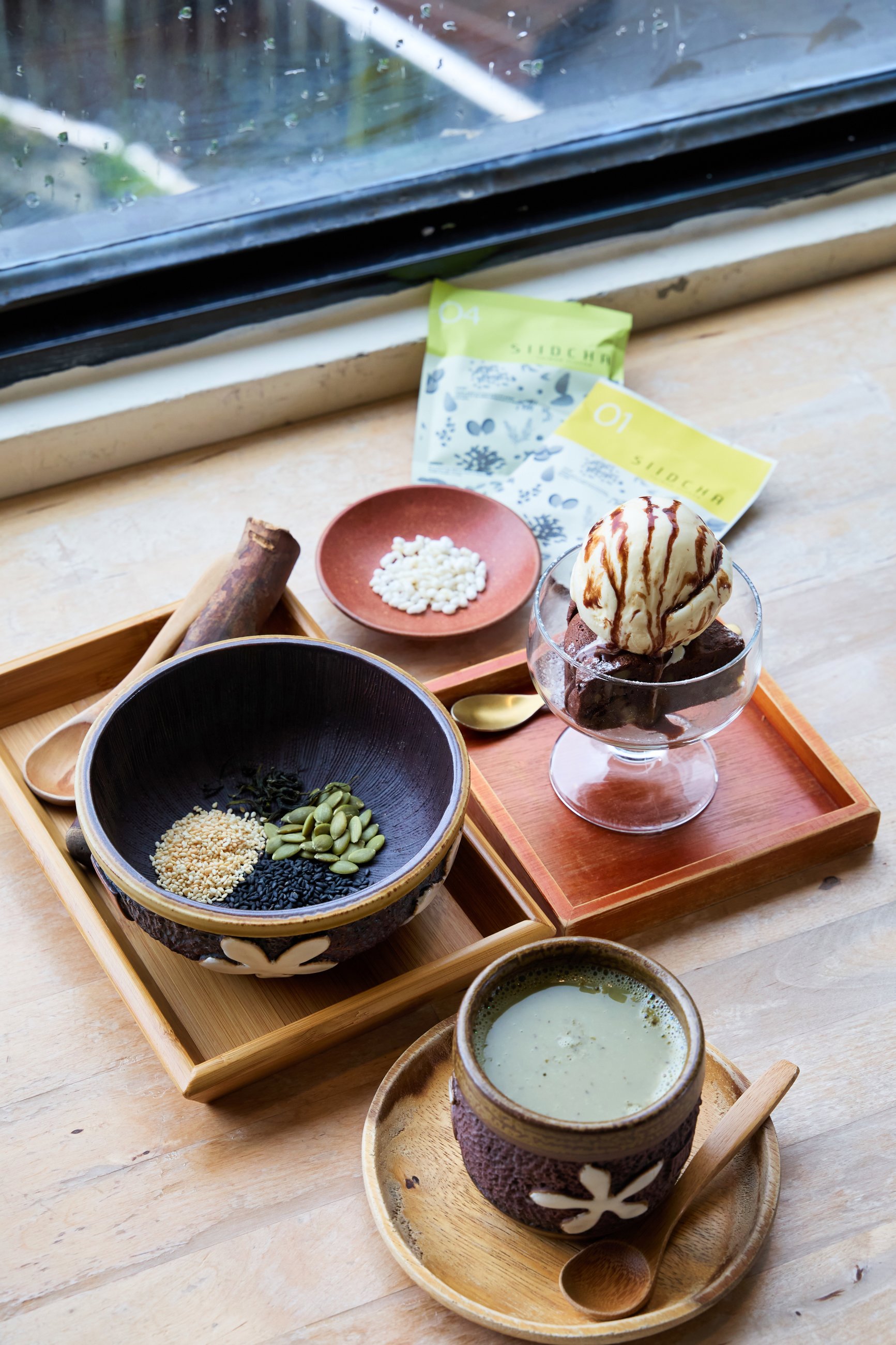 九份-吾榖茶糧-客家擂茶_金礦山冰淇淋布朗尼下午茶