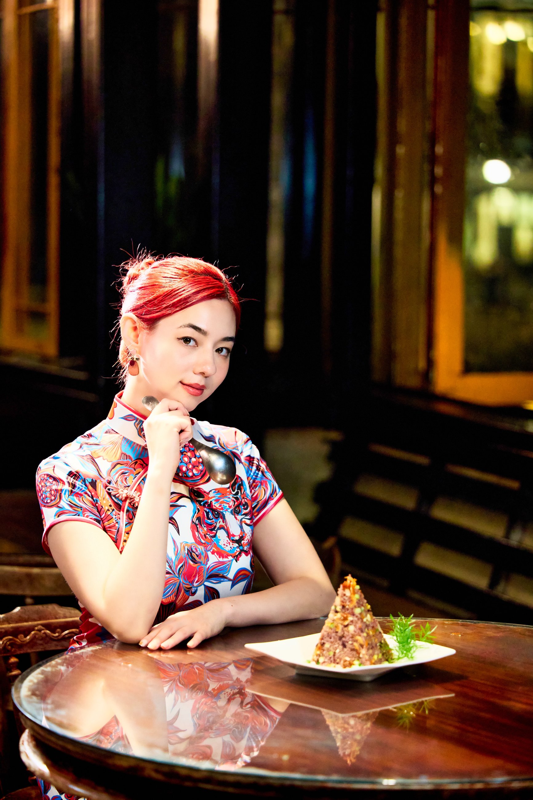 九份-芋仔蕃薯茶坊-旗袍旅拍_黃金山城炒飯